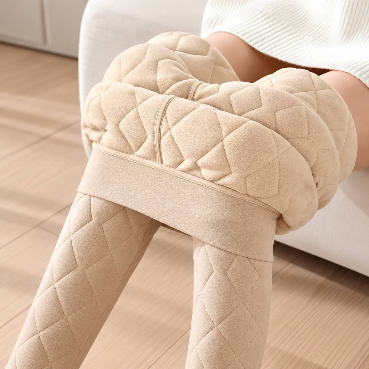 High-Waisted Quilted Pants With a Plush Interior – Beige