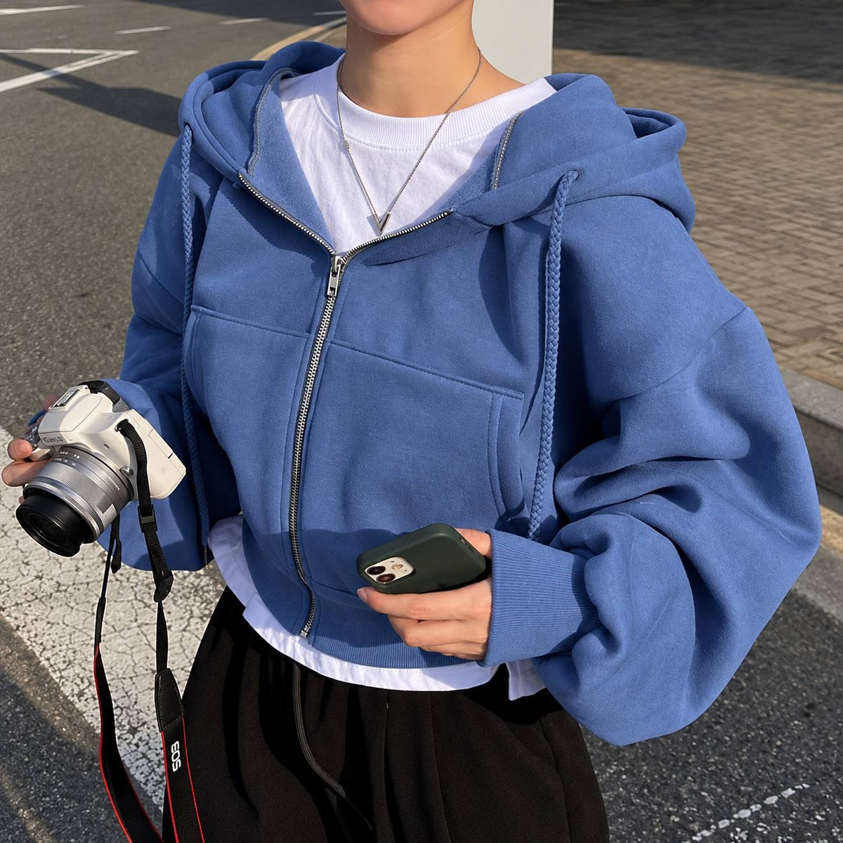 Cropped Zip-Up Hoodie With Dropped Shoulders and Pockets – Blue