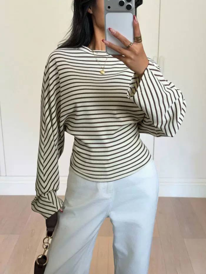 Striped Batwing Sleeve Sweater With a Fitted Waist – Cream Striped