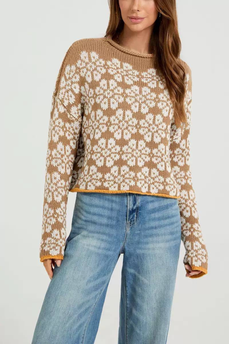 Floral Cropped Sweater With Relaxed Long Sleeves – Tan Floral