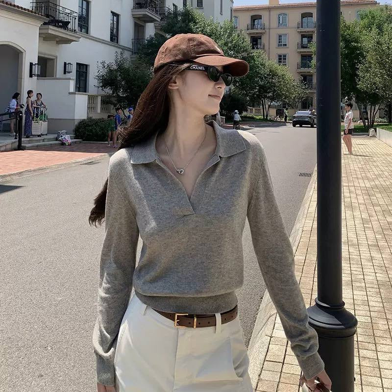 Open Collar Long Sleeve Sweater With Ribbed Trim – Grey