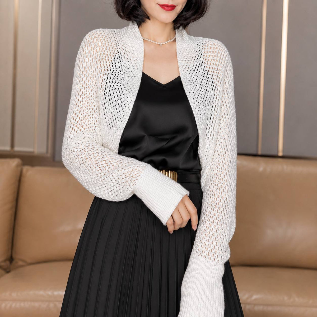 Open-Knit Cropped Cardigan With Long Sleeves And Ribbed Cuffs – White