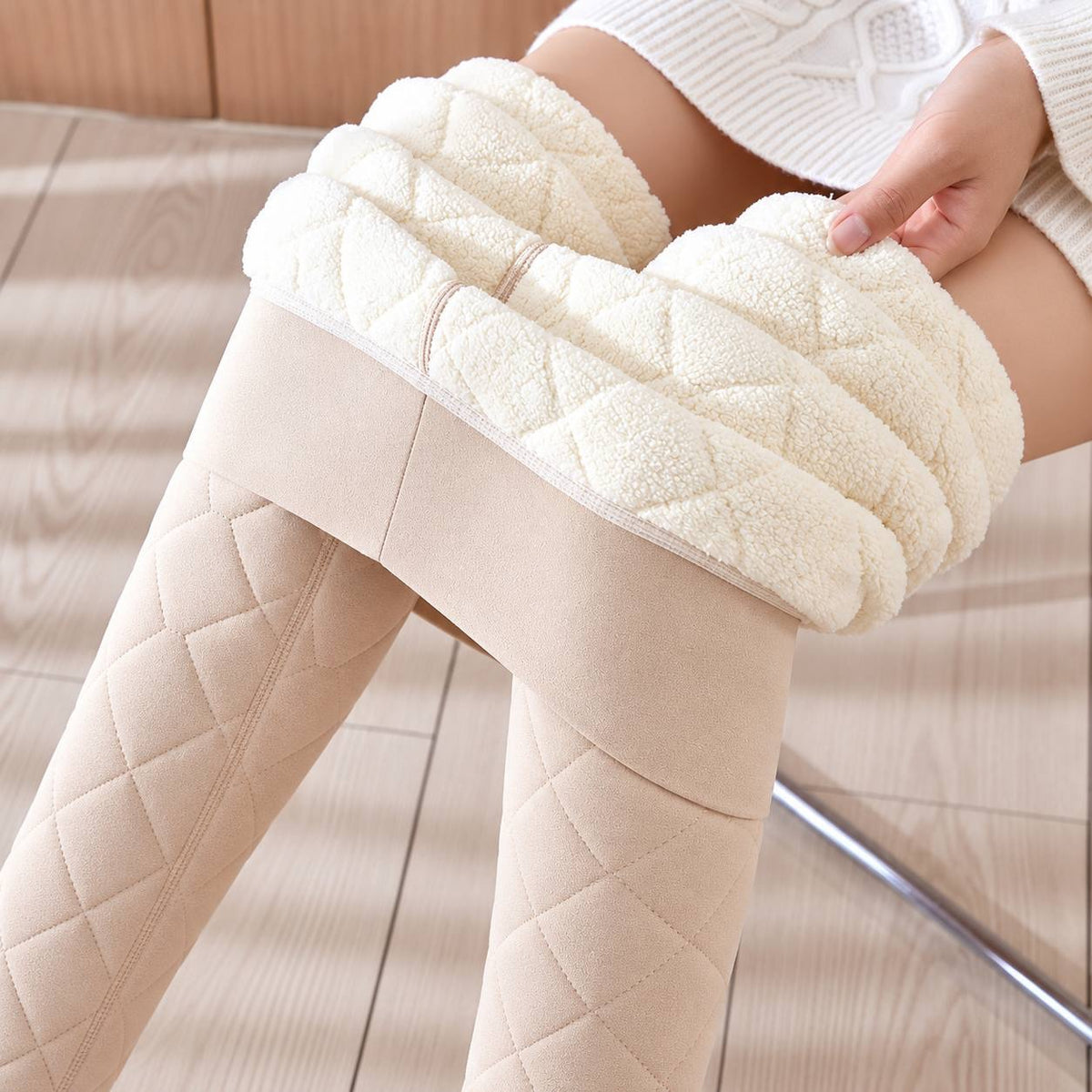 Women's Diamond-Quilted Lined Pants With Ankle Cuffs – Beige
