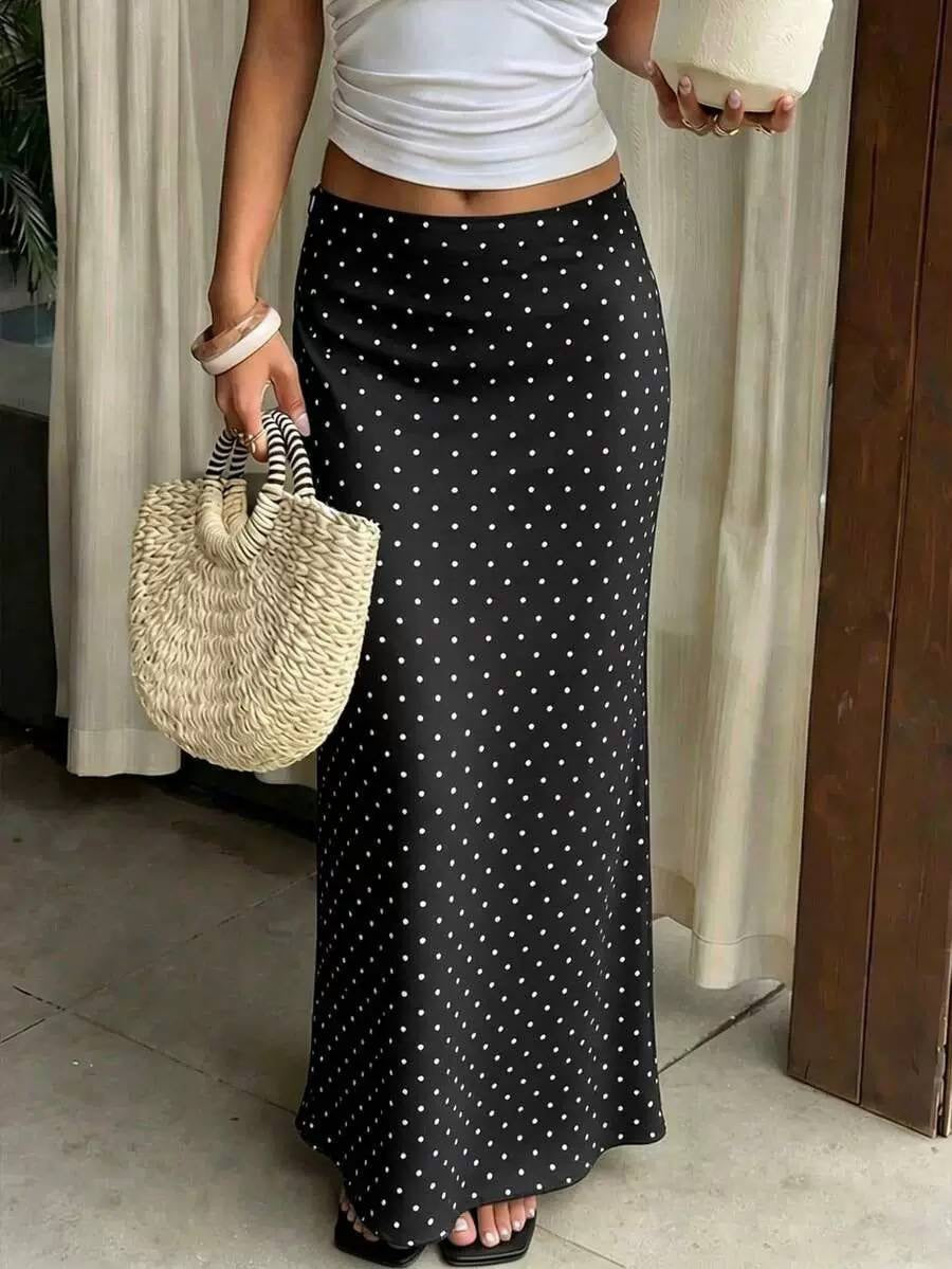 Polka Dot Maxi Skirt With a Flared Hem – Black Polka Dot