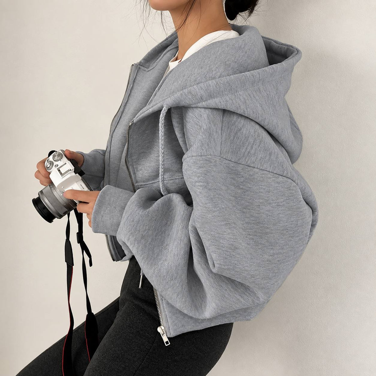Cropped Zip-Up Hoodie With Dropped Shoulders and Pockets – Grey