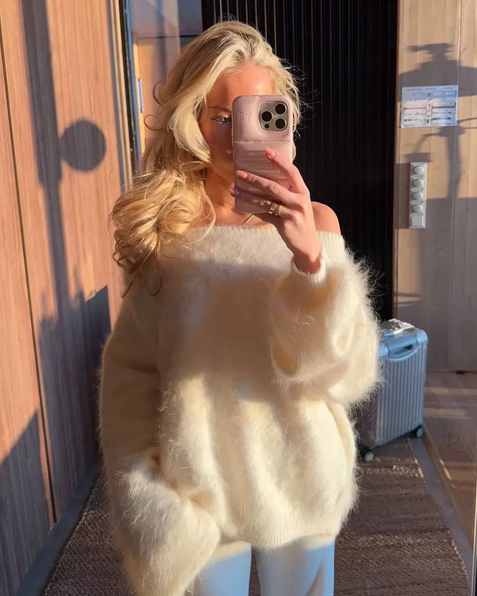 Fuzzy Relaxed Sweater With Long Full Sleeves – Cream