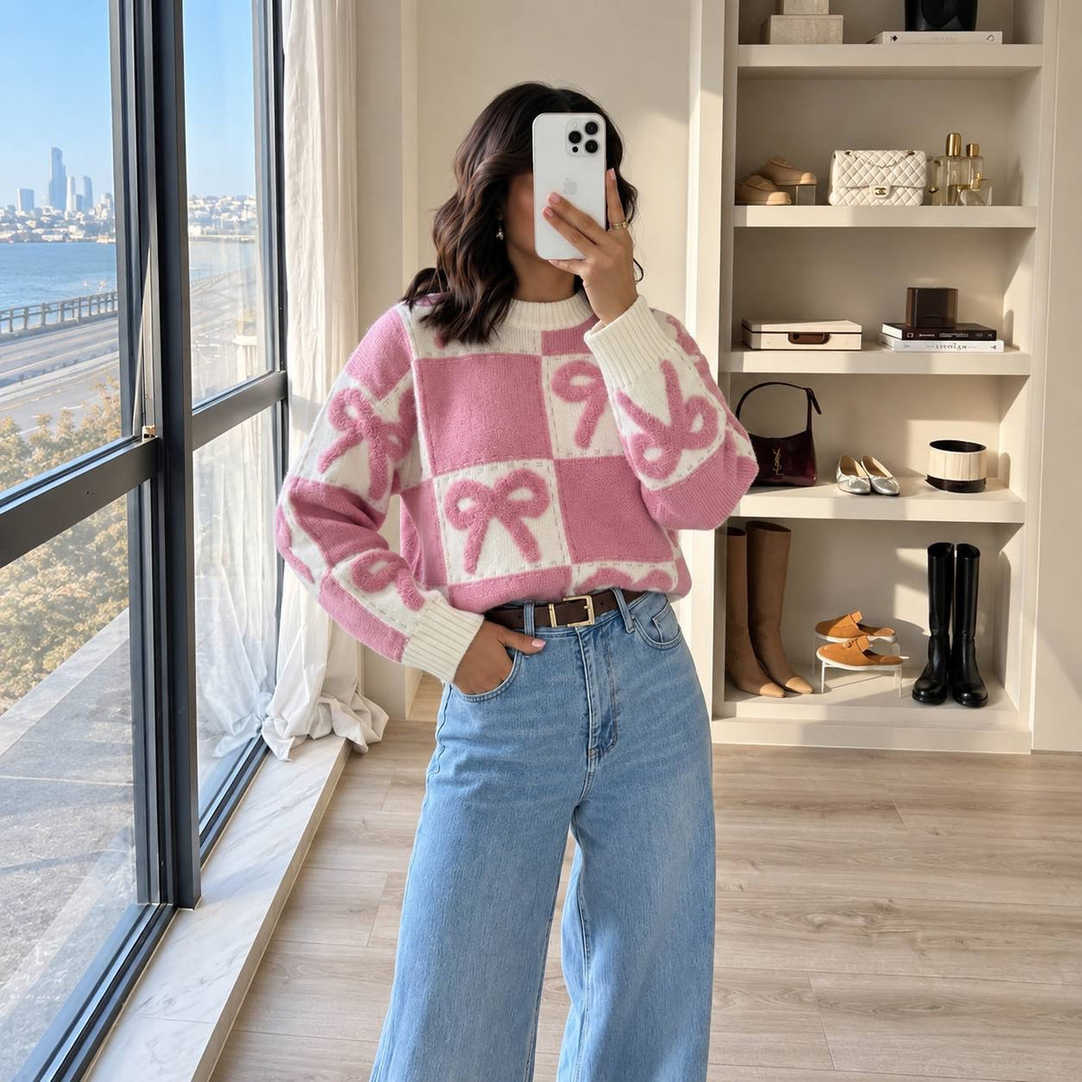 Bow Checkerboard Crewneck Sweater With Long Sleeves – Pink And Cream