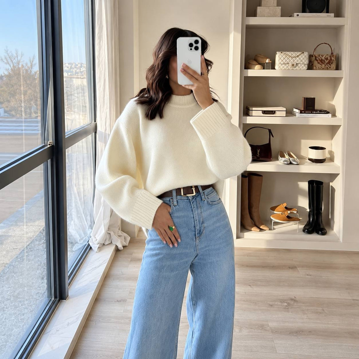 Relaxed Crewneck Sweater With Wide Ribbed Cuffs – Cream