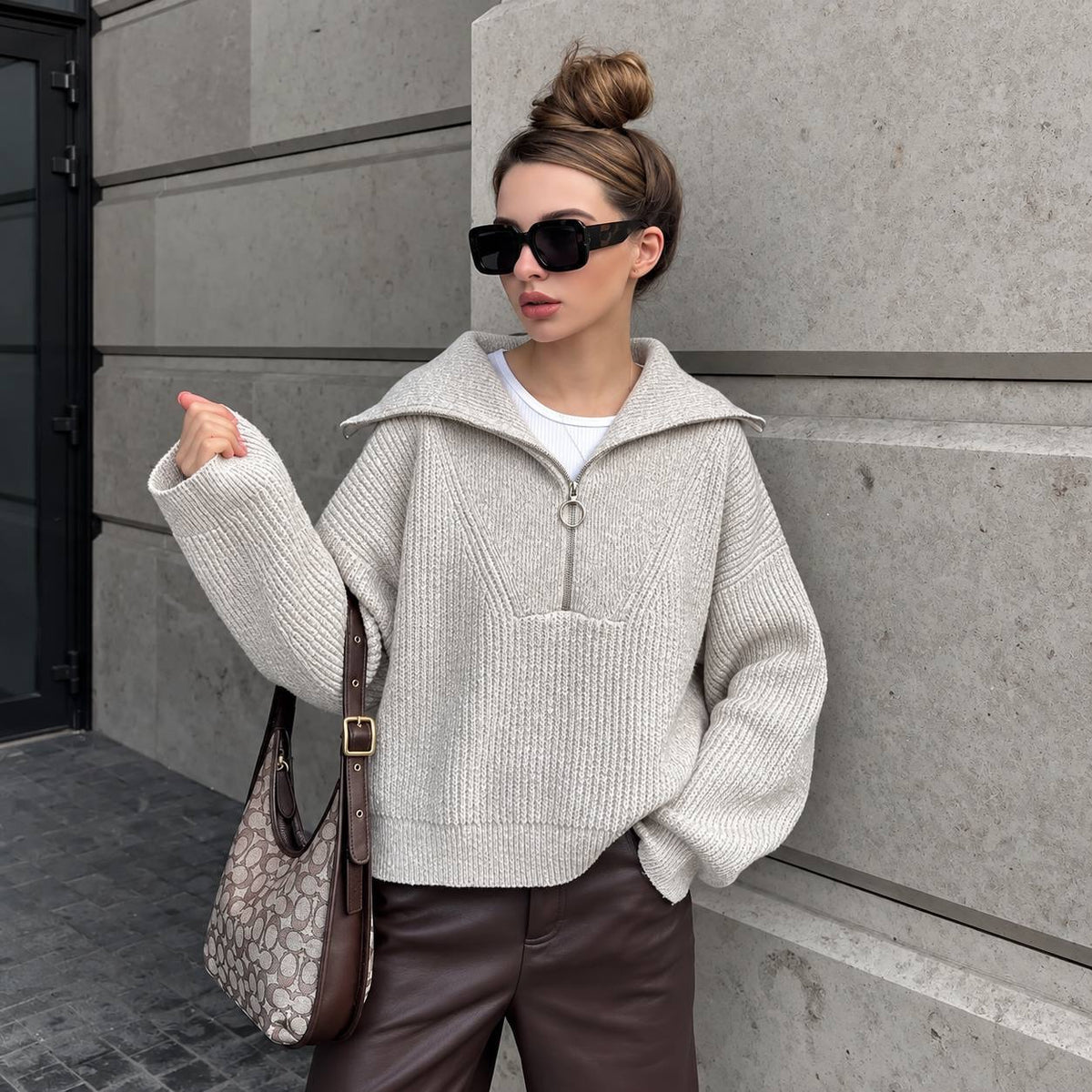 Relaxed Half-Zip Knit Sweater With Wide Foldover Collar – Light Grey
