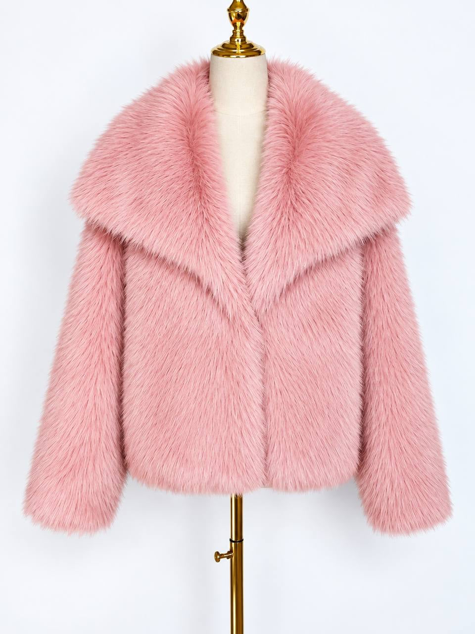 Textured Short Jacket With Oversized Collar – Pink