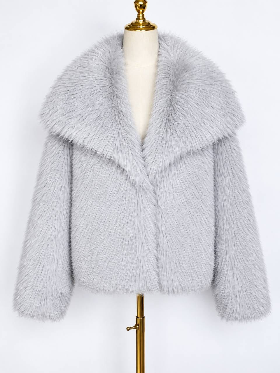 Textured Short Jacket With Oversized Collar – Light Grey