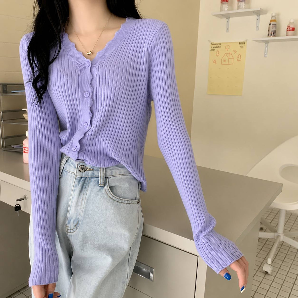 Scalloped V-Neck Ribbed Button-Front Cardigan With Long Sleeves – Lilac