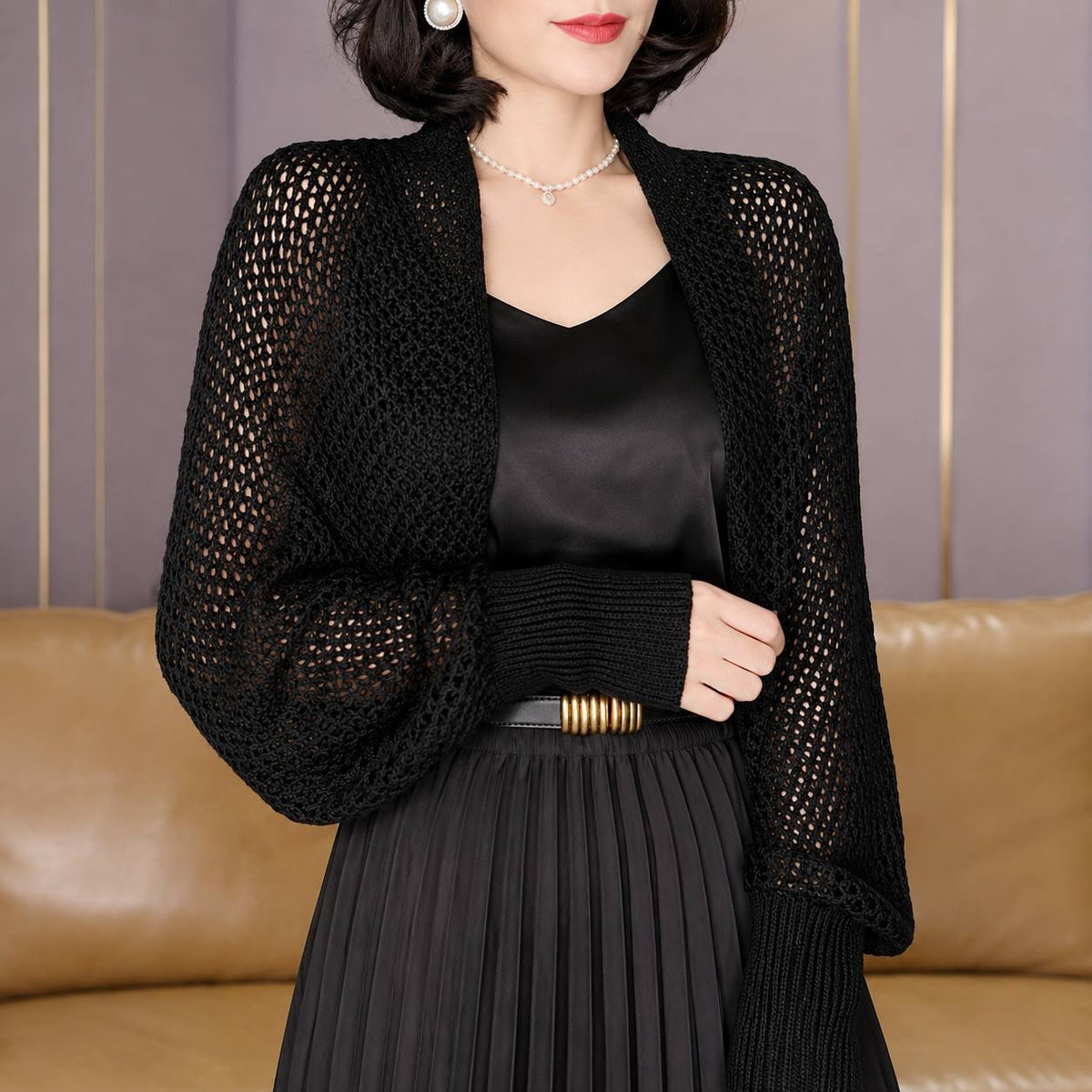 Open-Knit Cropped Cardigan With Long Sleeves And Ribbed Cuffs – Black