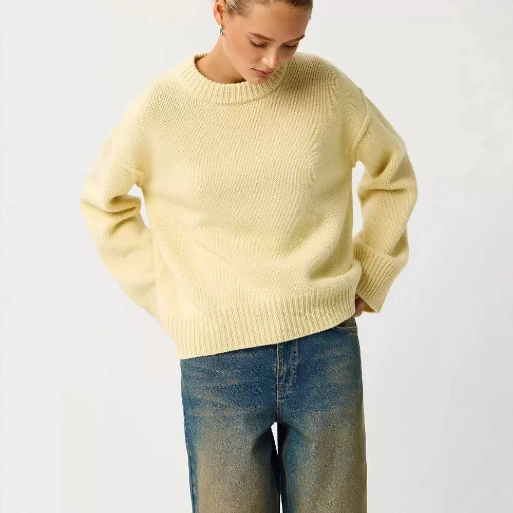 Oversized Crewneck Sweater With Dropped Shoulders and Ribbed Trim – Pale Yellow