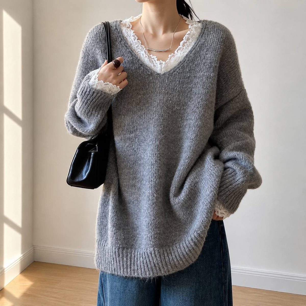 Oversized V-Neck Sweater With Dropped Shoulders And Ribbed Trim – Grey