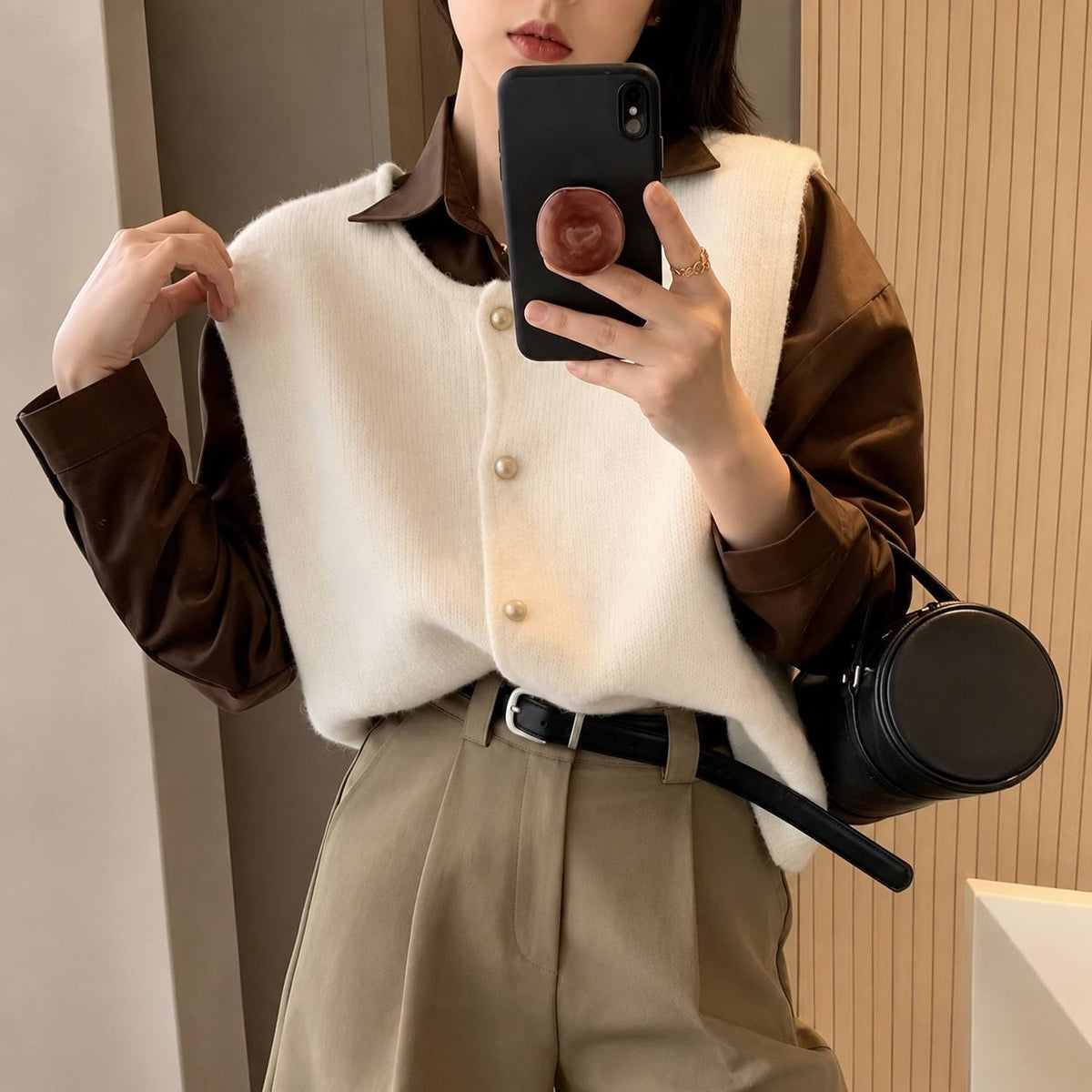 Relaxed Round Neck Button-Front Sleeveless Cardigan – Cream